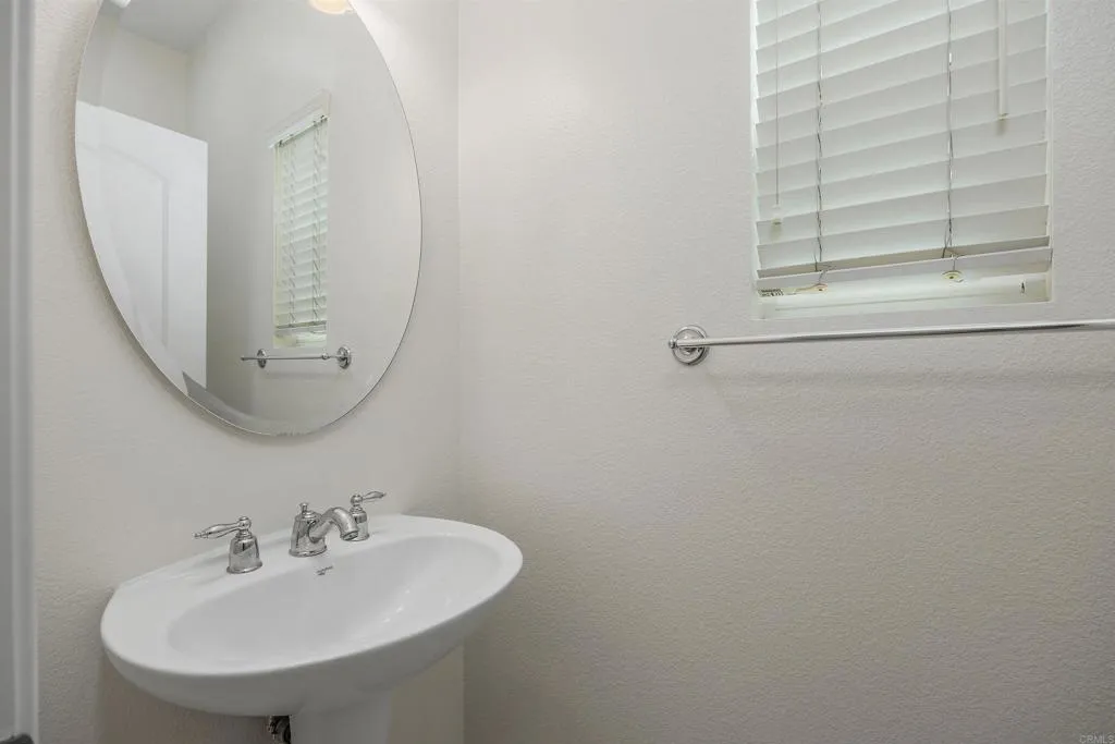 https://cdn.realtyfeed.com/cdn/127/306800899/cd27e0df1fcb487fbfcefcd229015a2e.webp