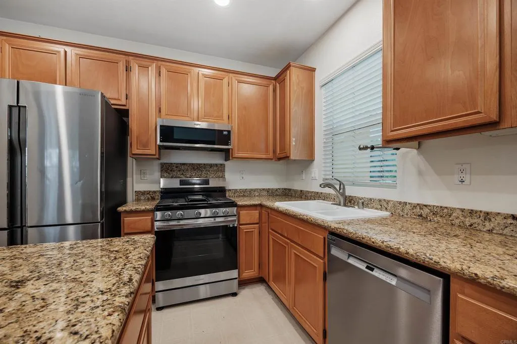 https://cdn.realtyfeed.com/cdn/127/306800899/f0332456e05ec79d689f3ef51f1762eb.webp