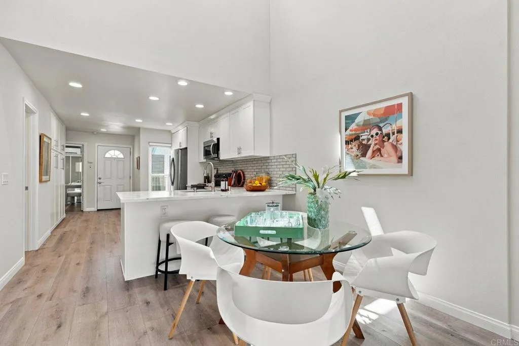 https://cdn.realtyfeed.com/cdn/127/306800932/2ce7a20956fe014e666f9490443a3847.webp