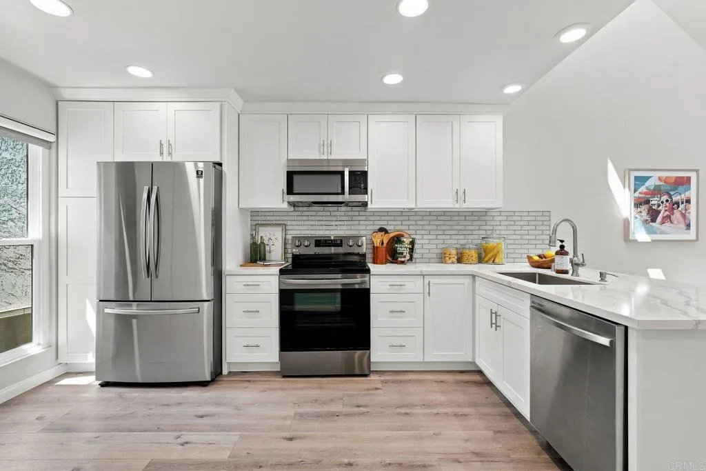 https://cdn.realtyfeed.com/cdn/127/306800932/63df386d283a7d2904f75a383d88f0f2.webp