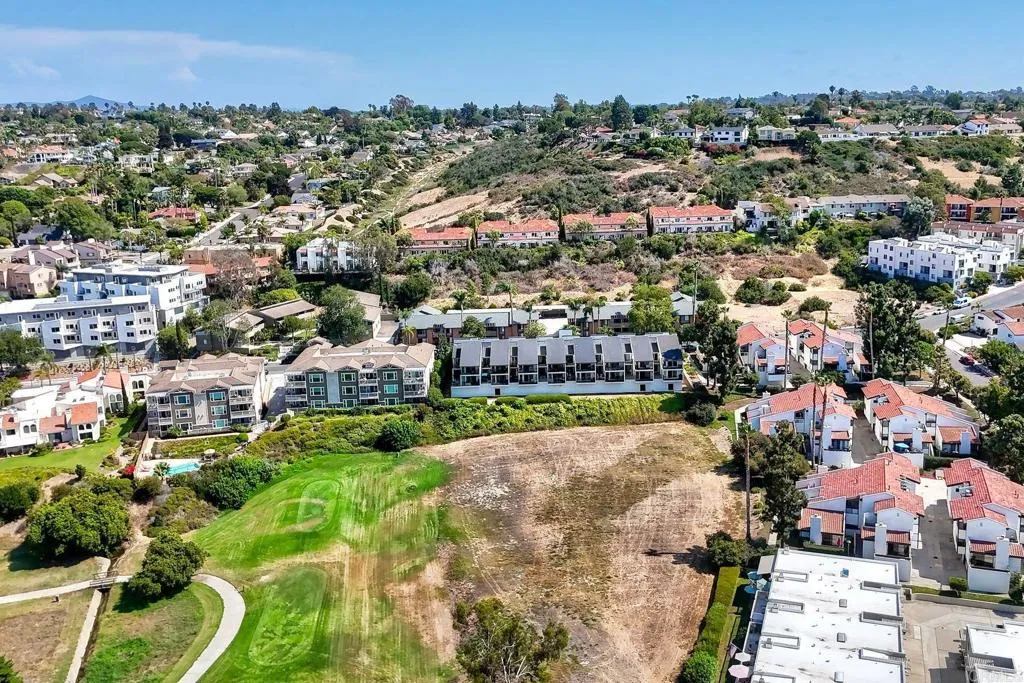 https://cdn.realtyfeed.com/cdn/127/306800932/73969acb2c609307fba5eb0aedbaed24.webp