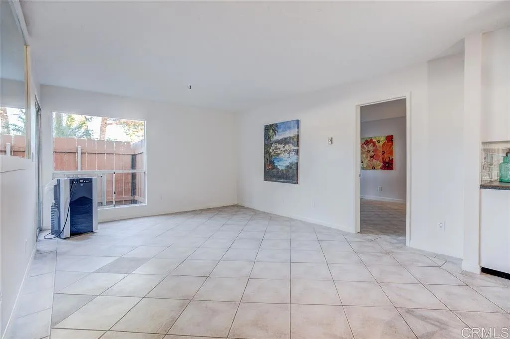 4730 Noyes Street Unit 111, San Diego, CA 92109 - Photo 5 of 17, San Diego, CA