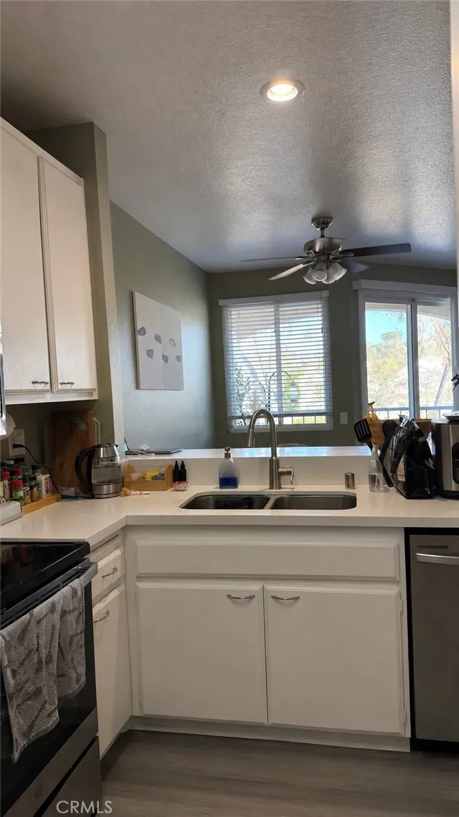 Photo #5: SW26184732 Listing: Photo #5