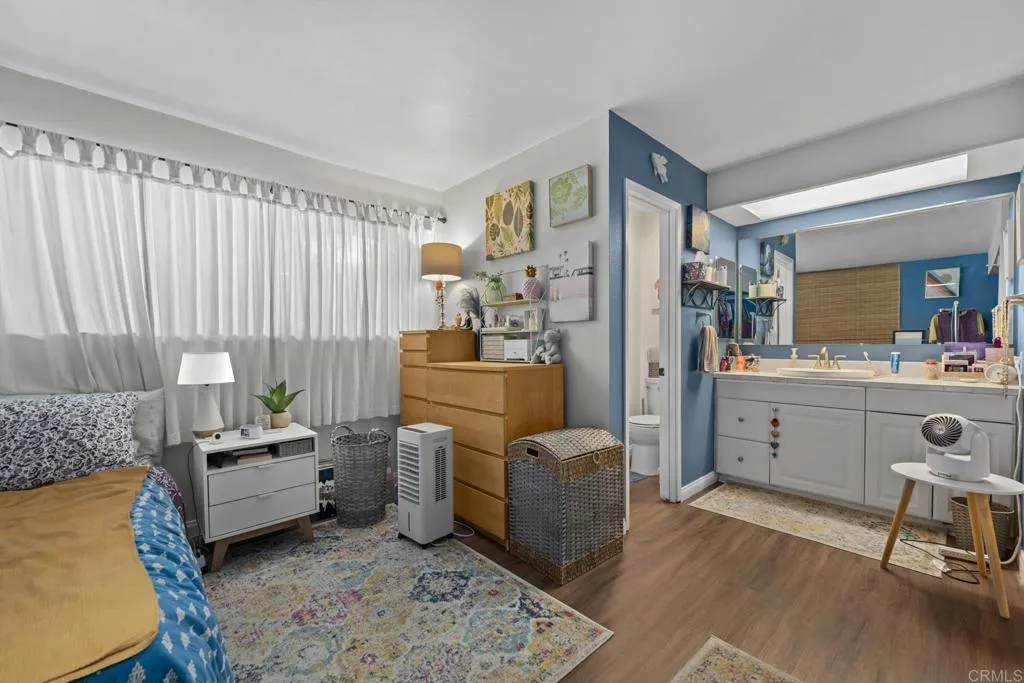https://cdn.realtyfeed.com/cdn/127/306801075/0255c1fbfcd2c0451c0f08cb540ef444.webp