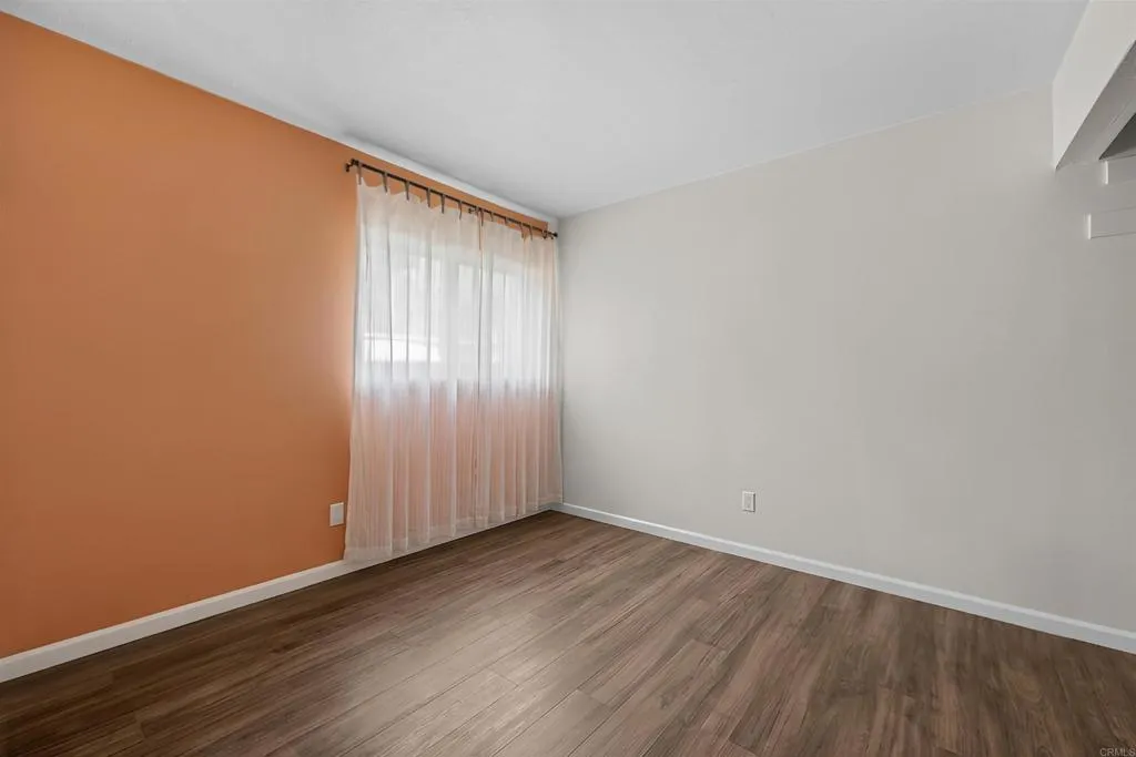 https://cdn.realtyfeed.com/cdn/127/306801075/17b7ecb5674944d4b0d49406ecdf103c.webp