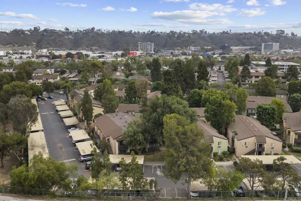 https://cdn.realtyfeed.com/cdn/127/306801075/6843457eca8aac585985675a6be9e8e7.webp