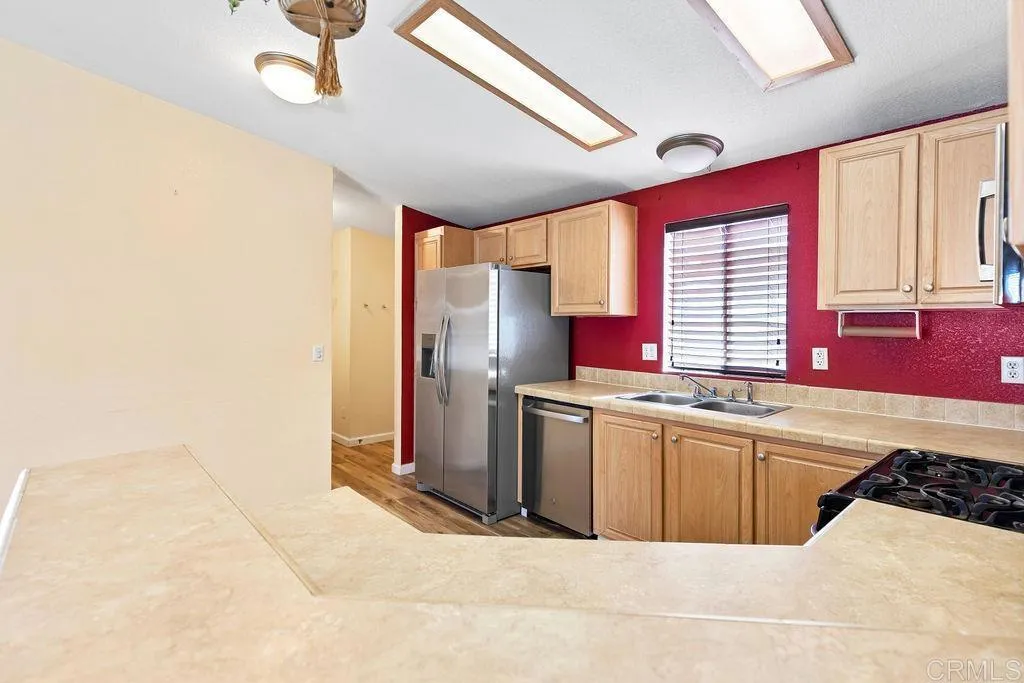 300 Thornton Dr Unit 5, El Cajon, CA 92021 - Photo 4 of 39, El Cajon, CA