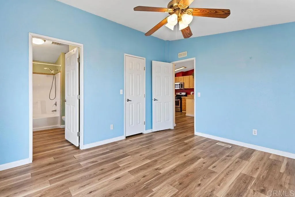 https://cdn.realtyfeed.com/cdn/127/306801116/7da95350acc9c71014bf4b2c9f67545b.webp