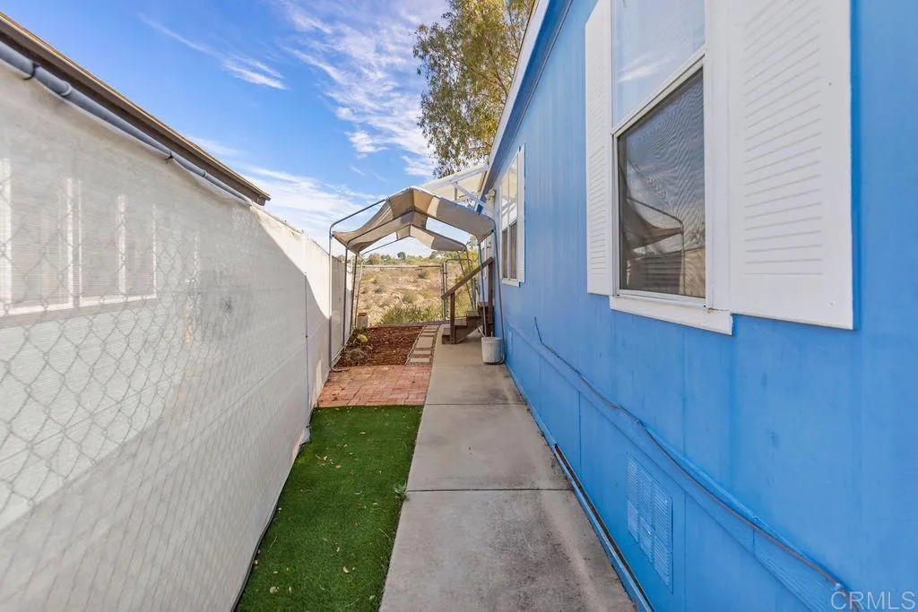 https://cdn.realtyfeed.com/cdn/127/306801116/a99f51bda17dd526918a6d95001be2a6.webp