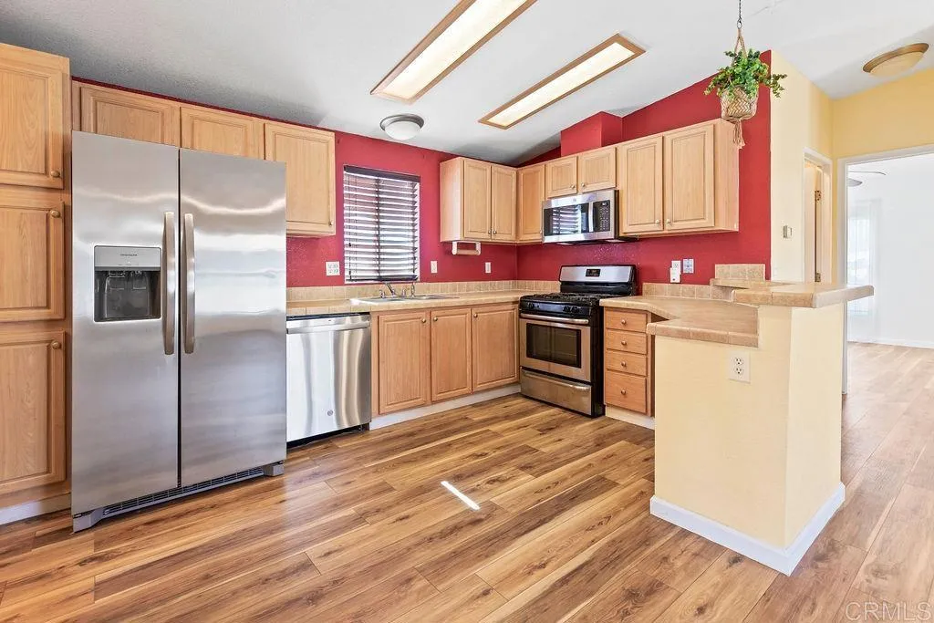 300 Thornton Dr Unit 5, El Cajon, CA 92021 - Main photo, El Cajon, CA