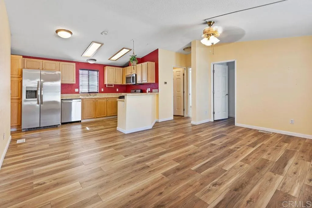 300 Thornton Dr Unit 5, El Cajon, CA 92021 - Photo 3 of 39, El Cajon, CA