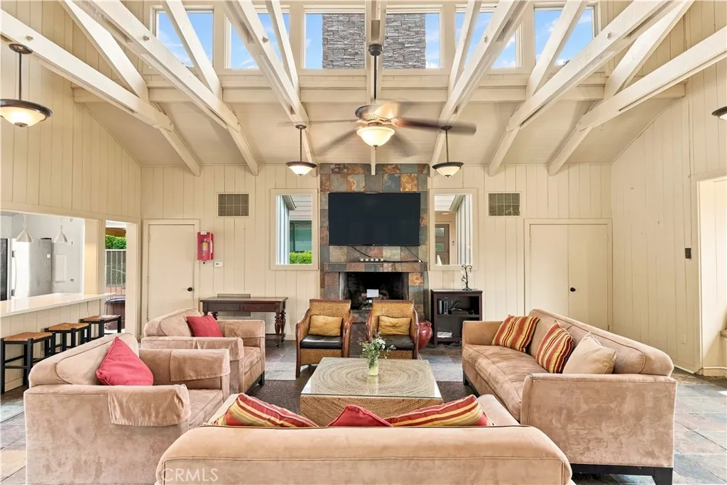 https://cdn.realtyfeed.com/cdn/127/306801296/2a4b6a8d43543ae76d9568d0f3d51e87.webp