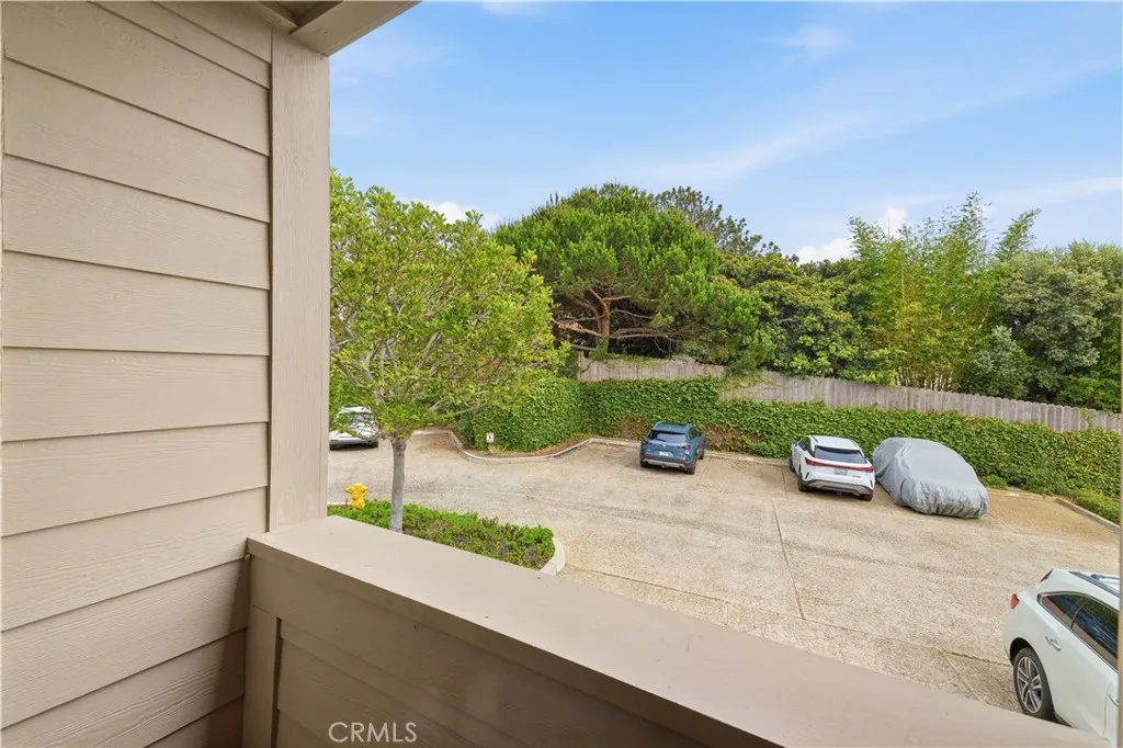https://cdn.realtyfeed.com/cdn/127/306801296/90a1ee5546bd42f4a62dcdd7249329ae.webp