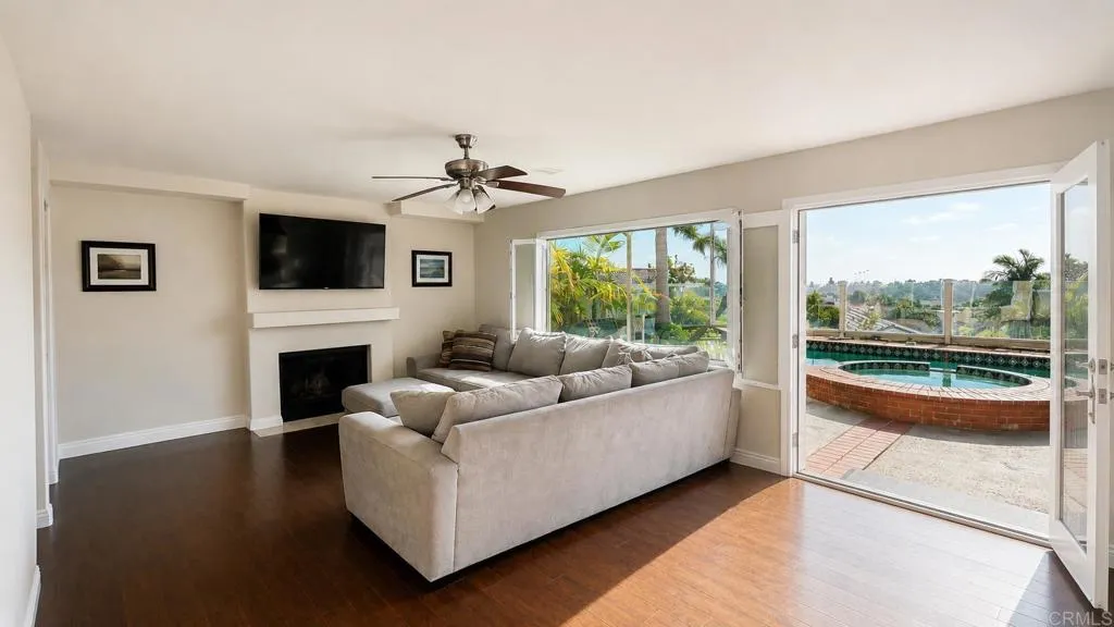 1588 Bella Vista Dr., Encinitas, CA 92024 - Photo 4 of 26, Encinitas, CA