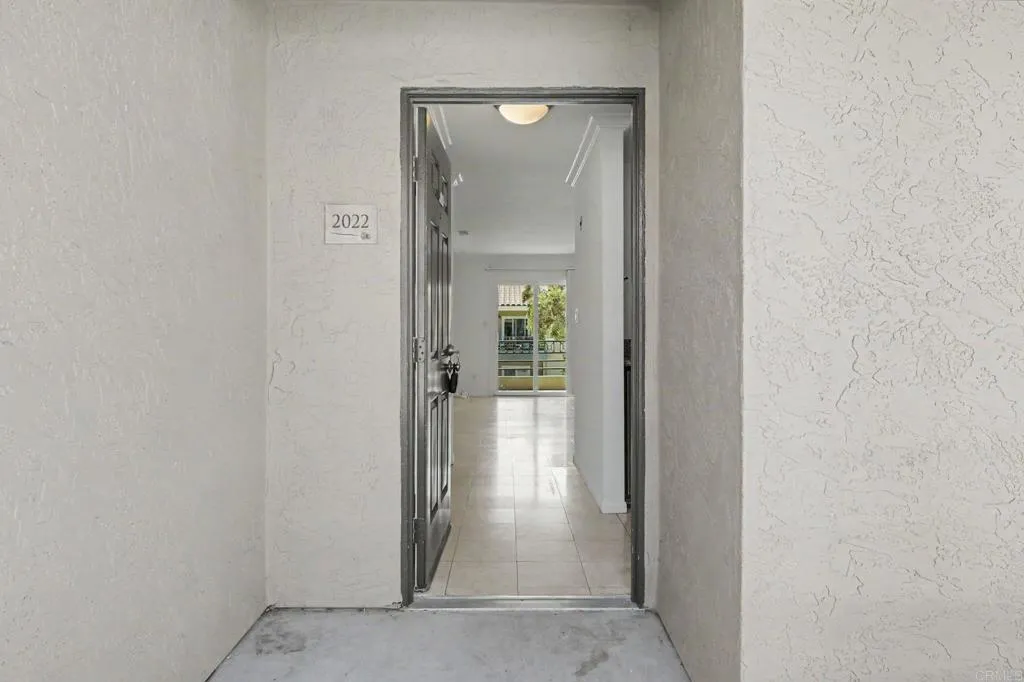 7405 Charmant Dr Unit 2022, San Diego, CA 92122 - Photo 3 of 28, San Diego, CA