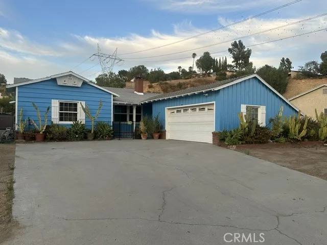 Shadow Hills, CA 91352