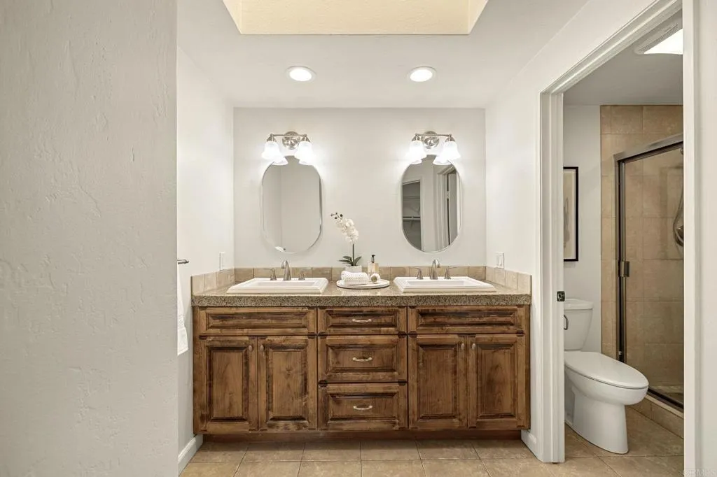 https://cdn.realtyfeed.com/cdn/127/306801450/956a9f2f772e4949d5a8a4ef99783c5b.webp