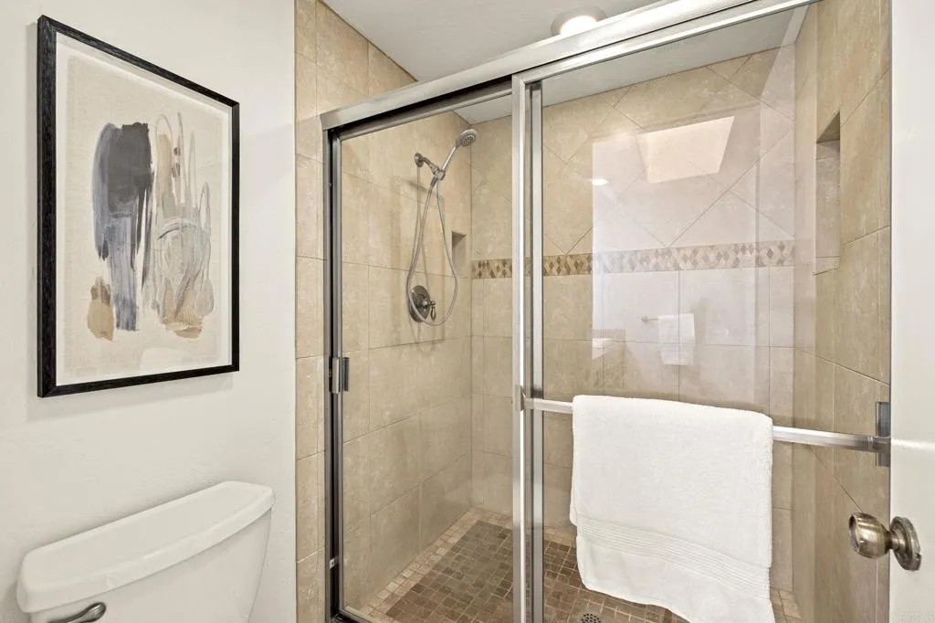 https://cdn.realtyfeed.com/cdn/127/306801450/a48eef3f8164a95e8cff1e6dc2a260c2.webp
