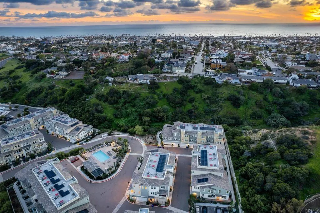 https://cdn.realtyfeed.com/cdn/127/306801539/03dc4a875b6abd615f352981688e2e9e.webp