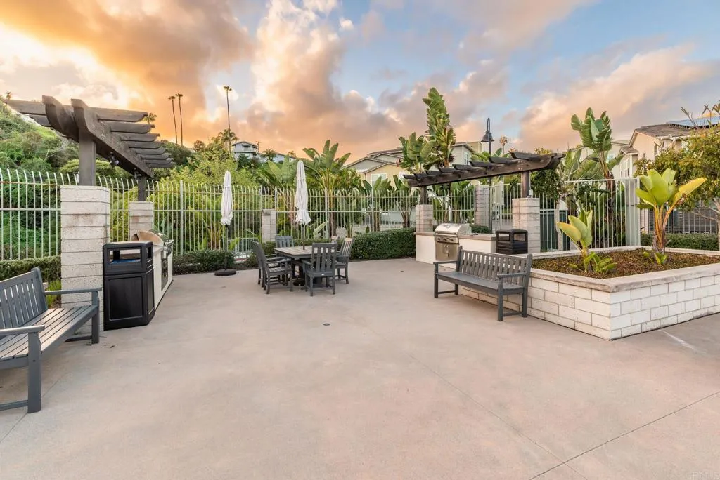 https://cdn.realtyfeed.com/cdn/127/306801539/14de06ef5cae9fcb0ee3869a5a00223c.webp