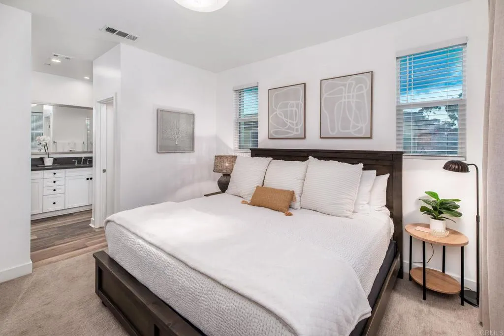 https://cdn.realtyfeed.com/cdn/127/306801539/1974e5a53d6445c40a6ae1dc19940df3.webp