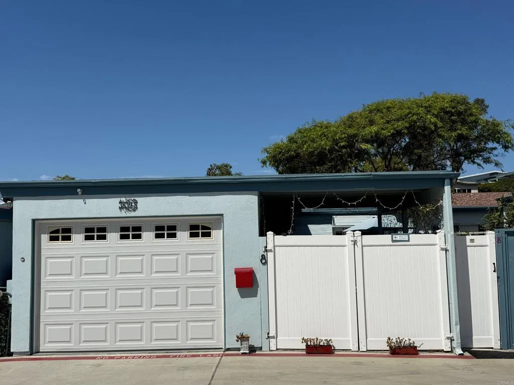 3839 Vista Campana S Unit 8, Oceanside, CA 92057 - Main photo, Oceanside, CA