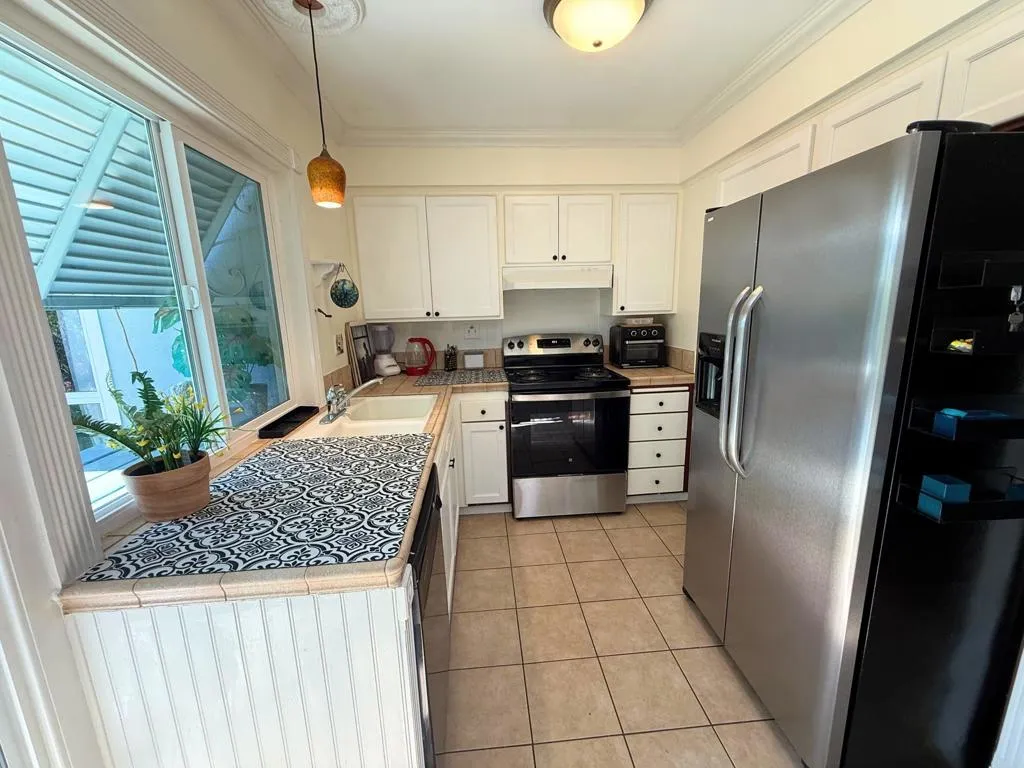 https://cdn.realtyfeed.com/cdn/127/306801782/f3bf3f42885c59ccea750628a4790c28.webp
