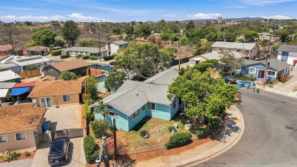 https://cdn.realtyfeed.com/cdn/127/306801785/0061a1689c3081515c9c07a98df6240d.webp