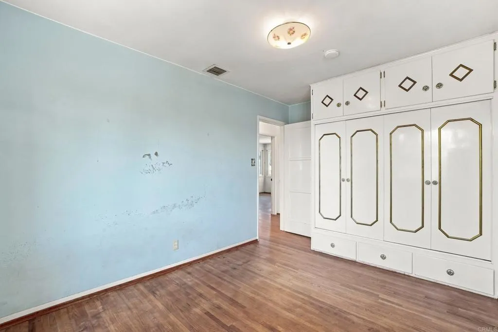 https://cdn.realtyfeed.com/cdn/127/306801785/73d3b88e3e1ff56e9e0c8589b6e49084.webp