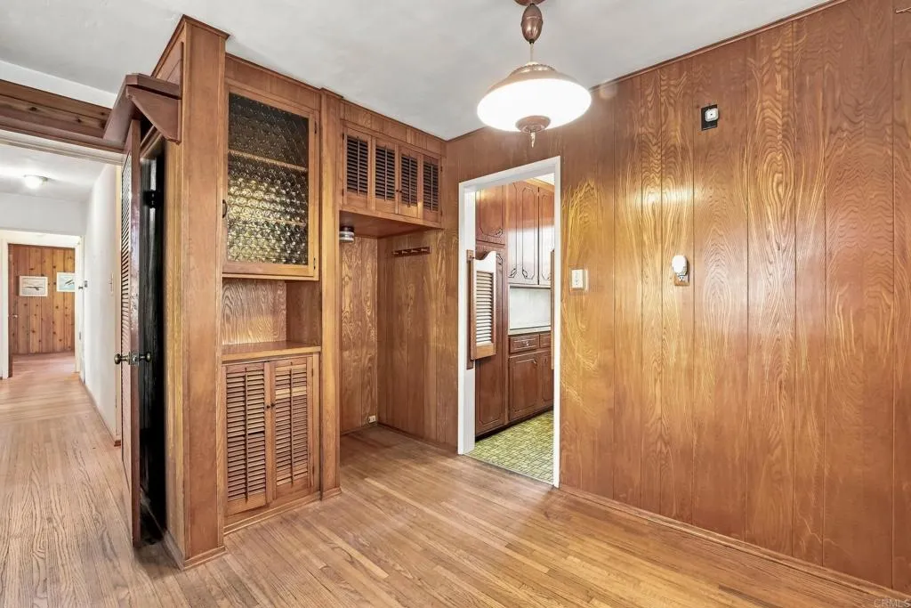 https://cdn.realtyfeed.com/cdn/127/306801785/96194d20bf82f682f5bd99f5cbb7d43e.webp
