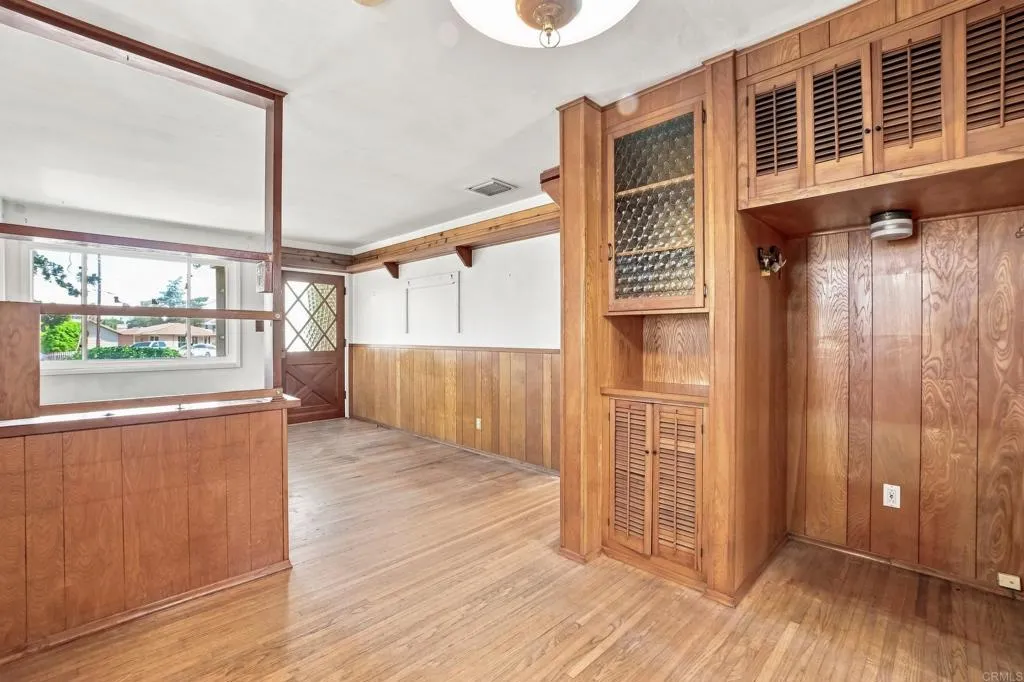 https://cdn.realtyfeed.com/cdn/127/306801785/9a433873bc323fa23a44f0d2a6a67e8b.webp