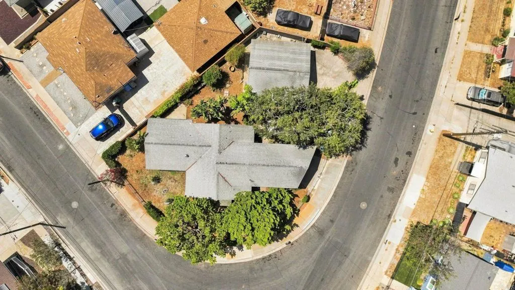 https://cdn.realtyfeed.com/cdn/127/306801785/d167efbc328baa632fc47c7d1effb3f9.webp