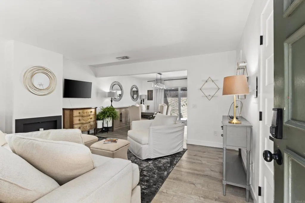 2731 Caminito Verdugo, Del Mar, CA 92014 - Photo 3 of 30, Del Mar, CA