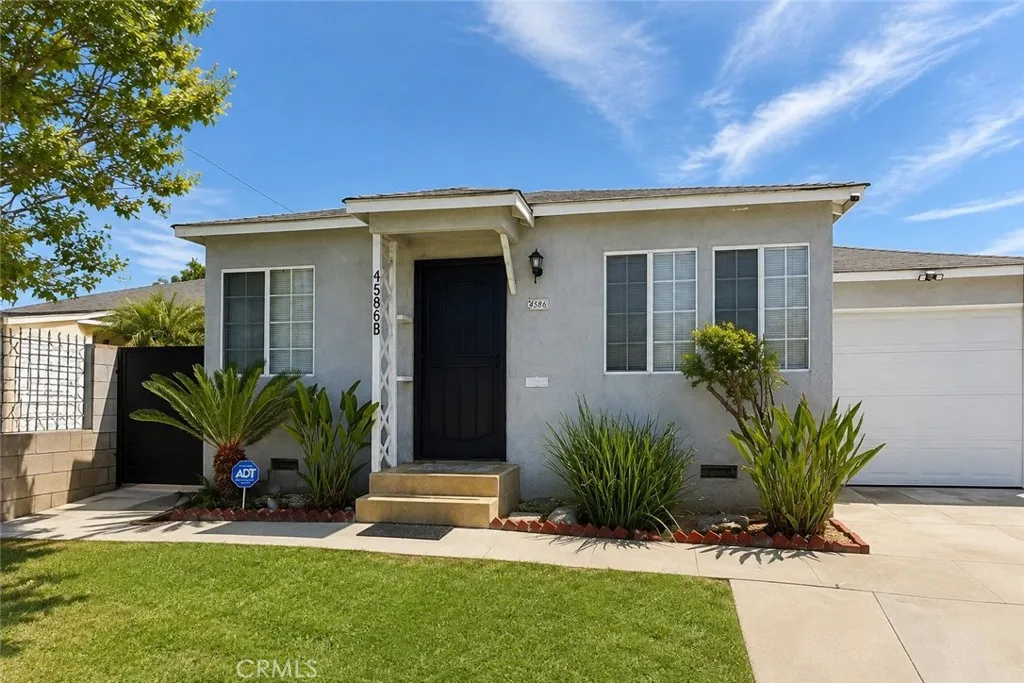 Hawthorne, CA 90250