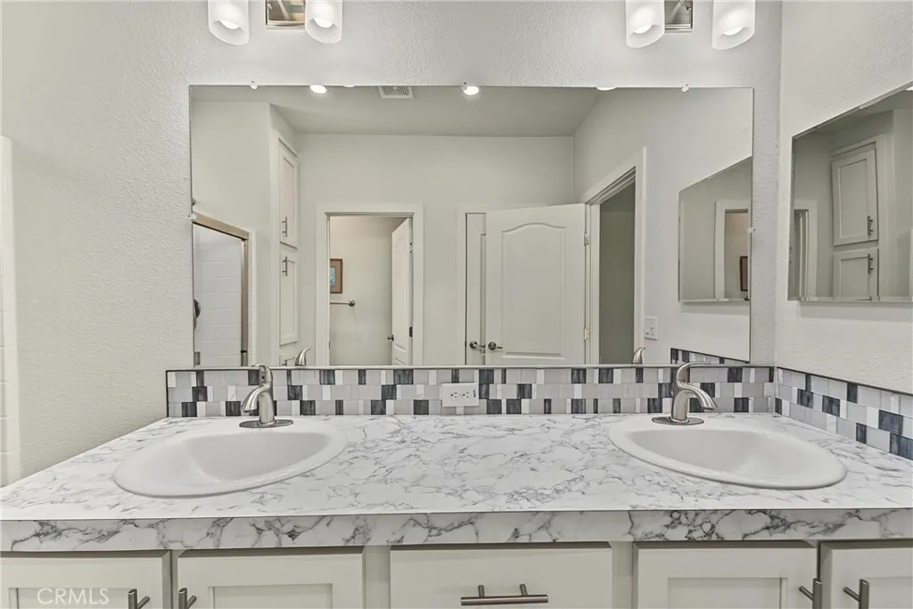 https://cdn.realtyfeed.com/cdn/127/306802049/02683e4f867ab8f98c2f53bd5fb73013.webp