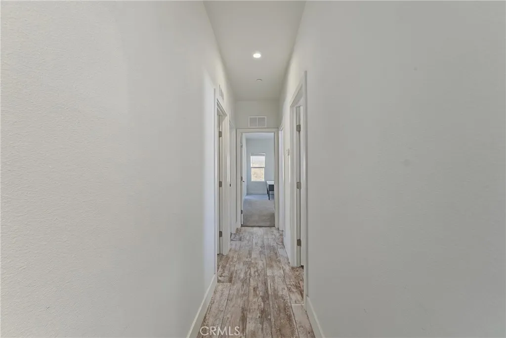 https://cdn.realtyfeed.com/cdn/127/306802049/8b0c2427e376e3ec985edc0eb637e3ad.webp