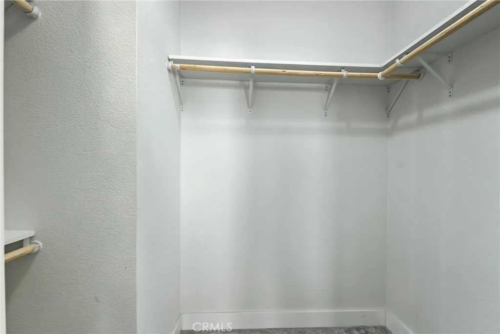 https://cdn.realtyfeed.com/cdn/127/306802049/cc20eb0f9944b563a5422b739246d6f6.webp