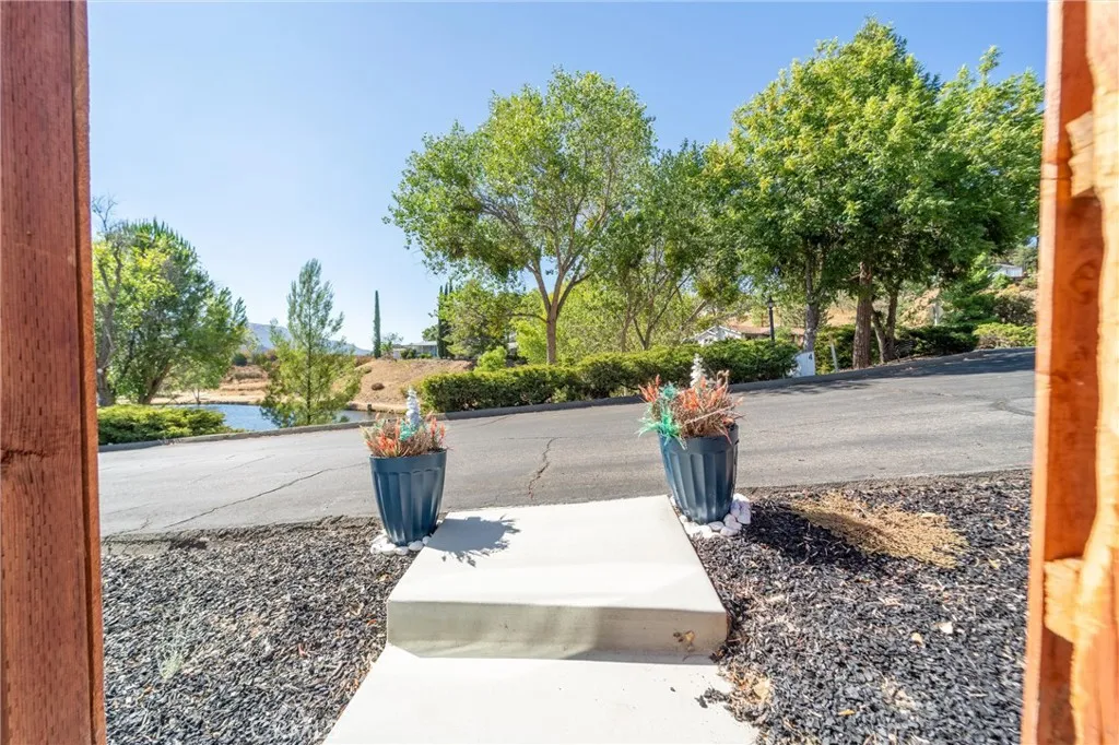 https://cdn.realtyfeed.com/cdn/127/306802049/d0d631a54027a710580ff176cfec8a39.webp