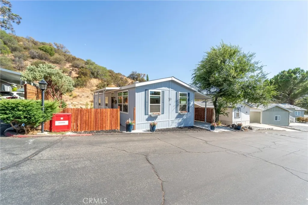 https://cdn.realtyfeed.com/cdn/127/306802049/f28945709c55754e5ce701e51f3be0e8.webp