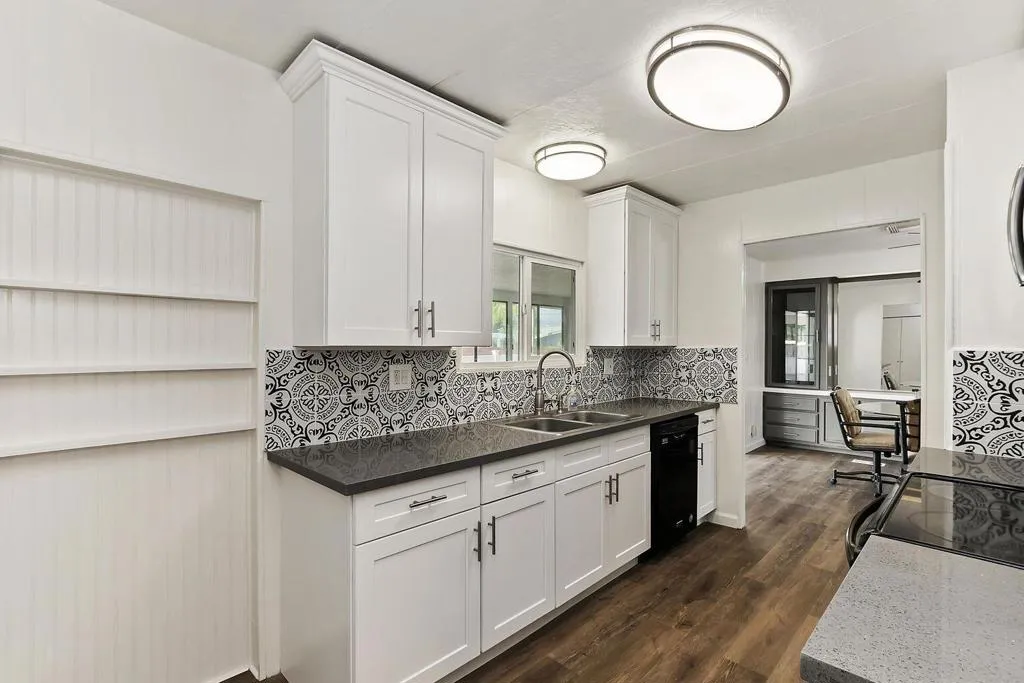 Thousand Palms, CA 92276