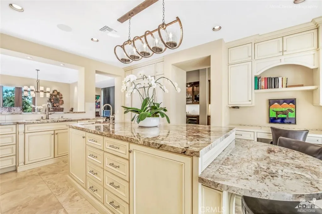 La Quinta, CA 92253