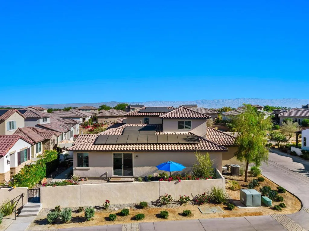 La Quinta, CA 92253