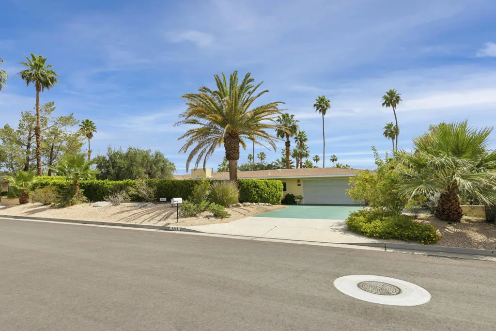 1444 N Rodeo Road