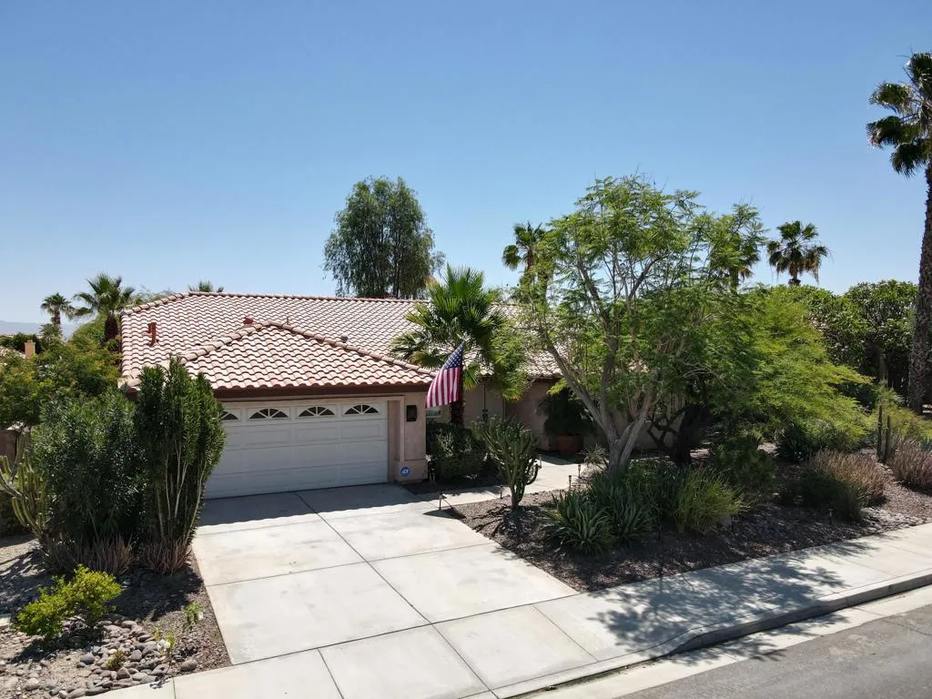 43850 Venice Drive
