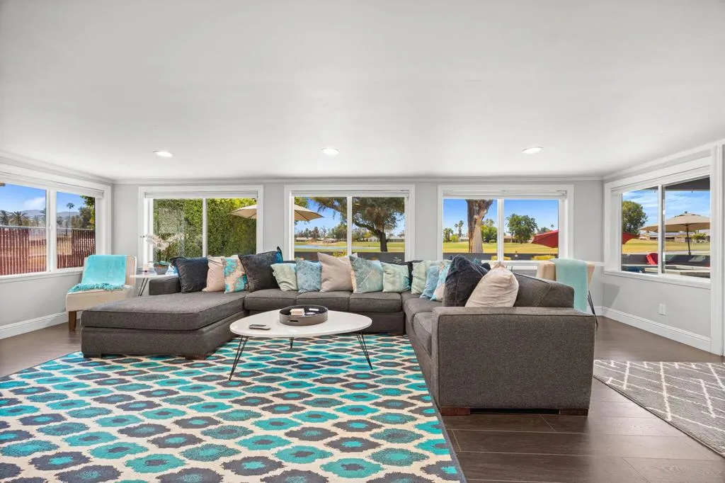 Palm Desert, CA 92211