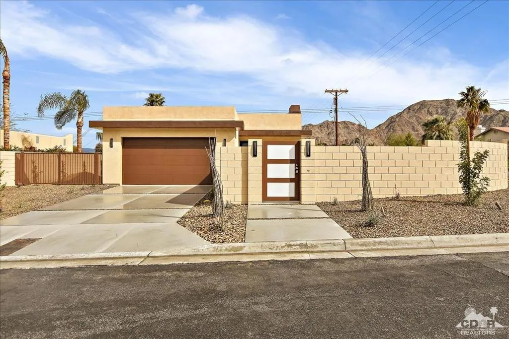 La Quinta, CA 92253