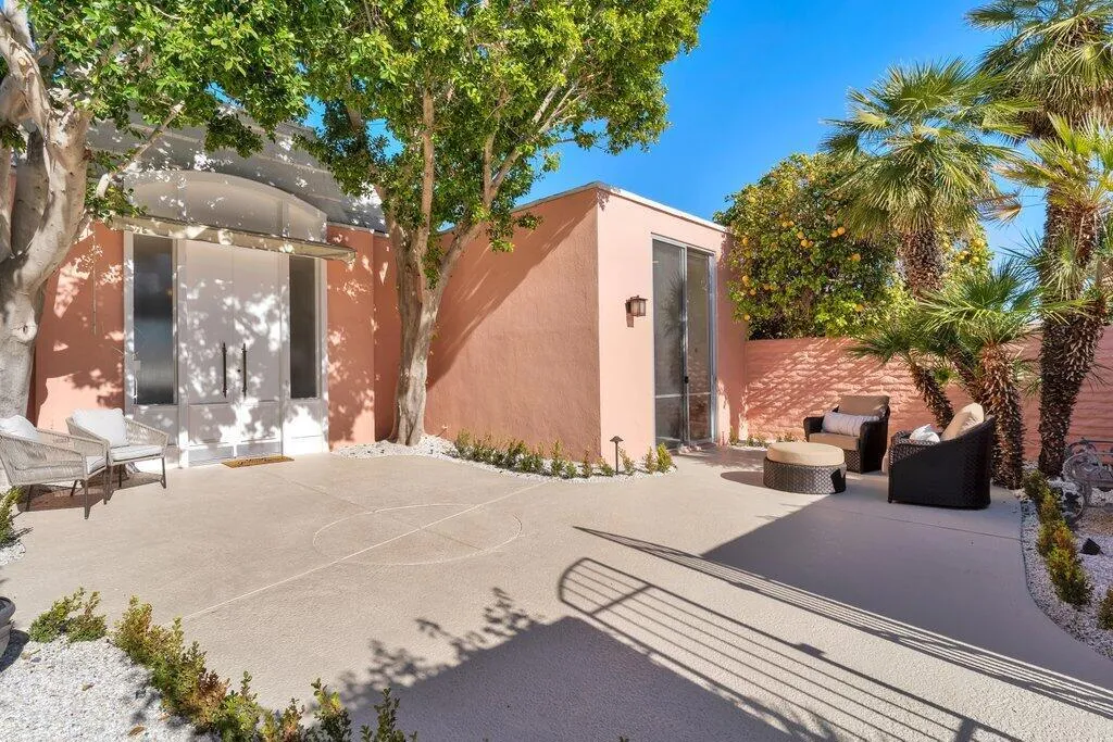 Palm Desert, CA 92260