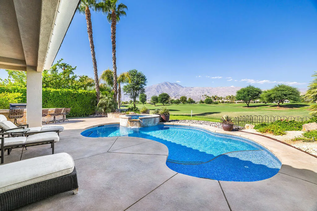 La Quinta, CA 92253