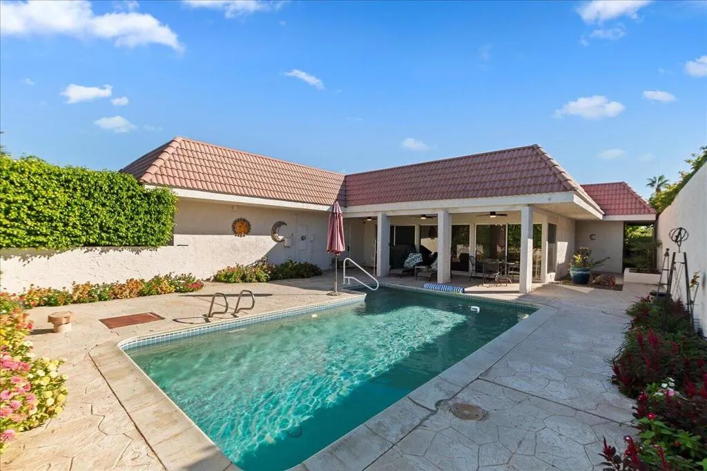 Palm Desert, CA 92211