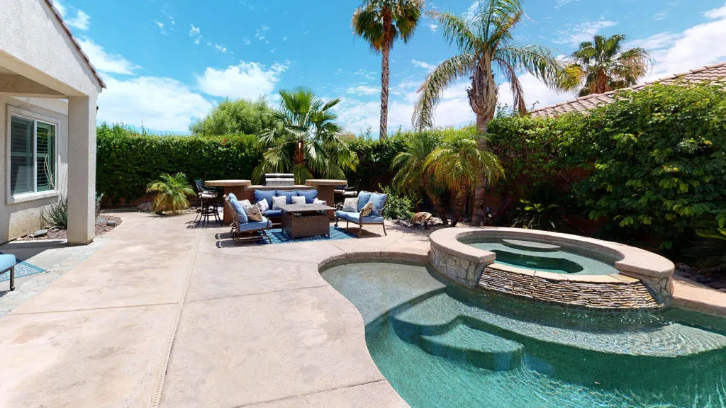 Indio, CA 92201